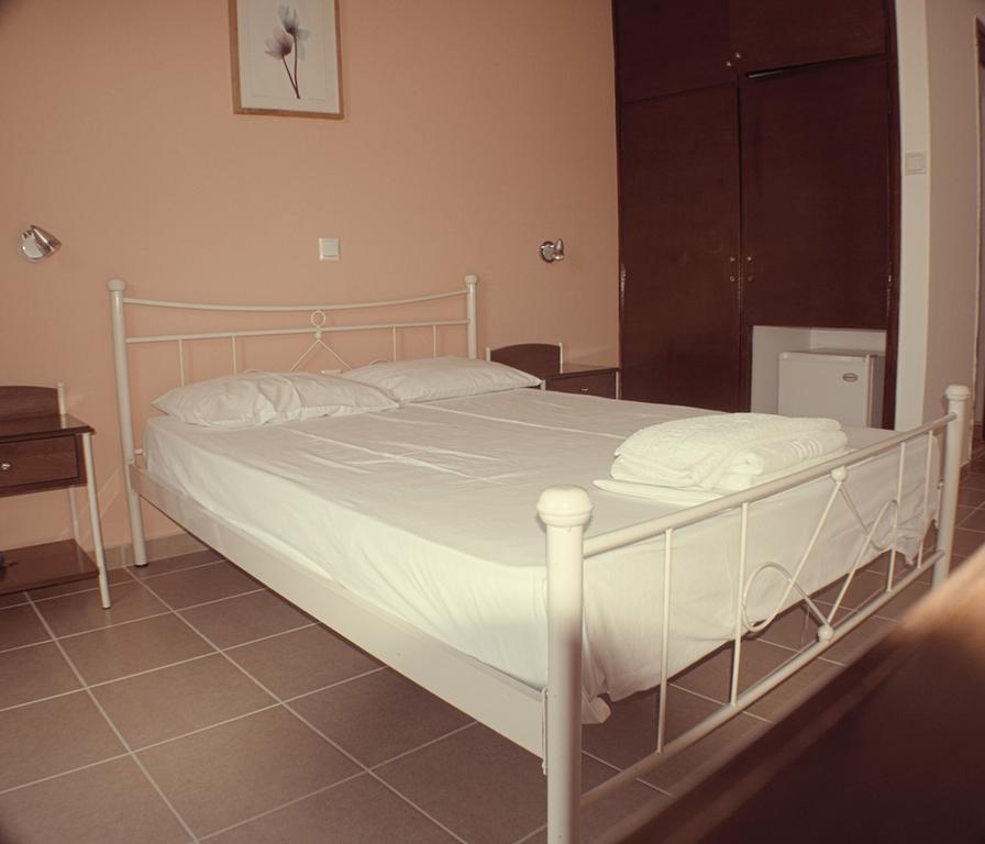 Nikolaki Rooms Порто-Рафті Екстер'єр фото